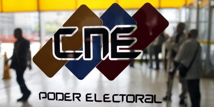 Magistrado del CNE alerta al Gobierno por riesgos de seguridad y falta de garantías para las elecciones