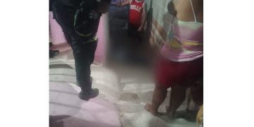 Ataque sicarial en Villa Soledad deja un hombre muerto; autoridades investigan el caso