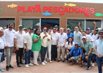 Gobierno de Eduardo Verano entrega Playa Pescador y fortalece la economía del mar en Puerto Colombia