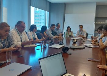 Mesa de trabajo para mejorar el servicio de energía en Galapa