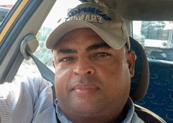 Investigan asesinato de taxista en el barrio Rebolo: recibió cuatro disparos dentro de su vehículo
