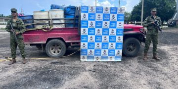 Armada de Colombia inmoviliza más de 8.700 galones de combustible en operativo en el sur del Cesar