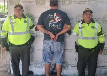 Conductor ebrio causó accidente en la vía Cartagena – Barranquilla y terminó capturado
