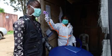 Alerta sanitaria global: la OMS eleva a más de 900 los casos sospechosos o confirmados de ébola en la República Democrática del Congo
