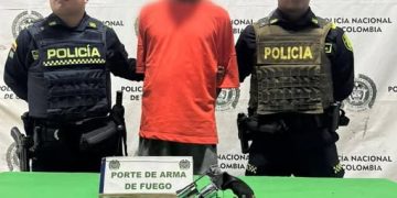 Capturan en flagrancia a hombre con revólver y munición en Barranquilla