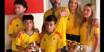 Abelardo de la Espriella celebra su paso a segunda vuelta y llama a derrotar “la tiranía y el absolutismo”