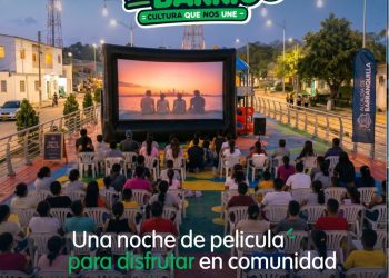 Alcaldía de Barranquilla lleva cultura y entretenimiento al Malecón de Rebolo con una noche de cine para las familias