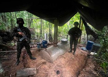 Ejército Nacional destruye laboratorio para el procesamiento de clorhidrato de cocaína en El Retorno, Guaviare