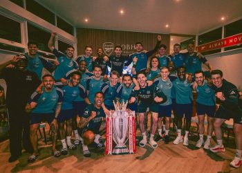 Arsenal rompe una sequía de 22 años y conquista la Premier League