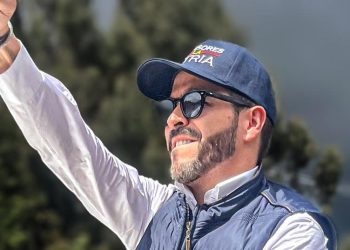 De La Espriella denuncia presiones para retirar publicidad de su campaña en Medellín