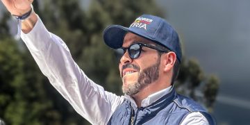De La Espriella denuncia presiones para retirar publicidad de su campaña en Medellín