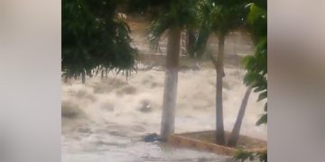 Joven fue rescatado tras ser arrastrado por el arroyo El Salao en Soledad
