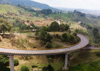 Procuraduría pide explicaciones por posible reversión de concesión de la Autopista del Café
