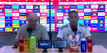 Alfredo Arias defiende a Junior y responde a las críticas: “Jugando mal no ganas”