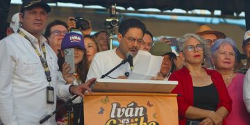 “Por Barranquilla comienza el segundo gobierno progresista”: Iván Cepeda cerró campaña con fuerte discurso en el Caribe