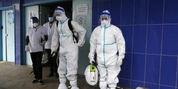 OMS declara emergencia sanitaria internacional por brote de ébola en África