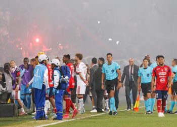 Conmebol canceló partido entre DIM y Flamengo por disturbios