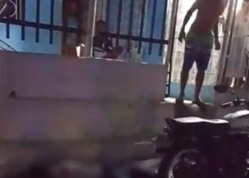 Sicarios en moto asesinaron a dos jóvenes en el barrio La Sierrita