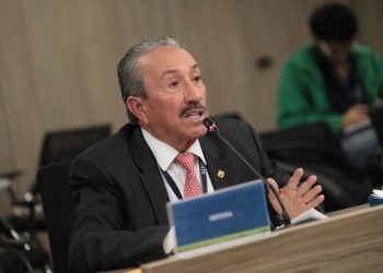 JEP evaluará sometimiento del exgobernador Hugo Aguilar tras audiencia sobre vínculos con paramilitares