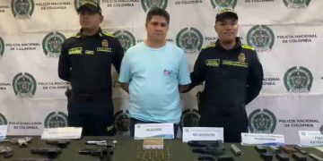 Cae presunto traficante de armas en Barranquilla: incautan pistolas, municiones y dólares en operativo