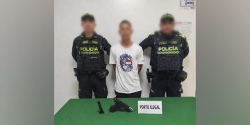 Capturan a hombre armado en Soledad: llevaba pistola con munición 9 milímetros