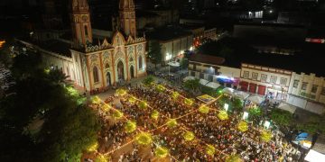¡La plaza de San Nicolás vuelve a recibir las Noches de Centro!: alcalde Char
