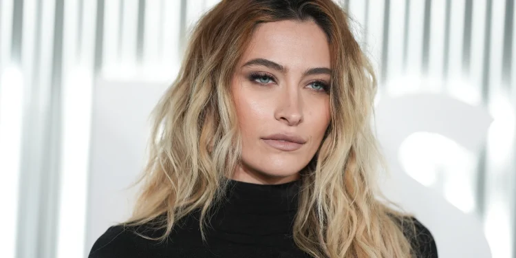 Paris Jackson logra fallo favorable por la herencia de su padre