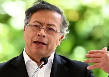 Presidente Gustavo Petro se retracta por declaraciones contra periodistas y ofrece disculpas públicas