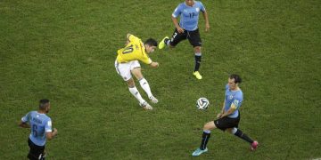 El gol de James a Uruguay ya está entre las cinco joyas eternas de los Mundiales