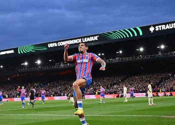 Crystal Palace de Daniel Muñoz y Jefferson Lerma hizo historia
