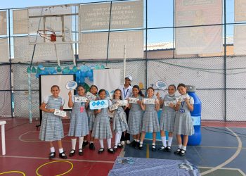 Triple A premia a las ganadoras del reto digital creativo “Ponte Chévere con el Agua”