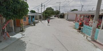 Ataque sicarial en Soledad deja tres hombres heridos dentro de una vivienda en Villa Zambrano