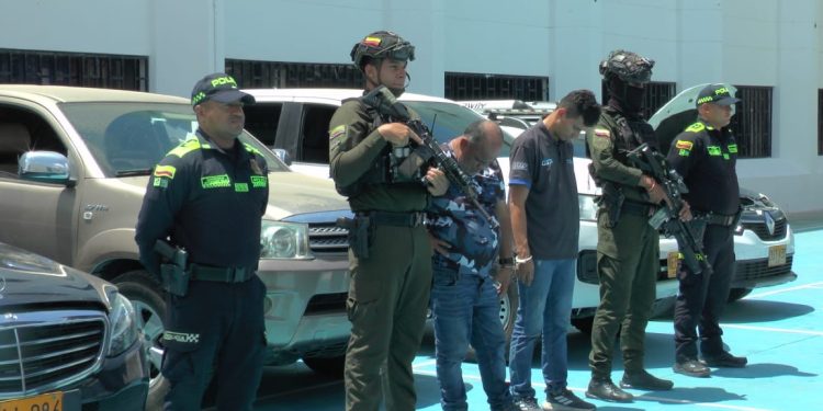 Recuperan cuatro vehículos robados en Riohacha y capturan a dos presuntos implicados