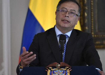 Petro asegura que Bolivia está cayendo en “extremismos” tras expulsión de embajadora colombiana