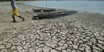 Gobierno advierte impacto del fenómeno de El Niño y defiende transición energética en Colombia