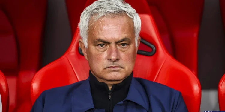 Mourinho niega contactos con Madrid