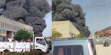 Fuerte incendio consume bodegas en centro empresarial de Malambo