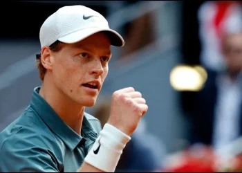 Sinner arrolla a Fils y se instala por primera vez en la final de Madrid
