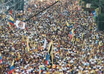 Multitudinario cierre de campaña de Abelardo de la Espriella congregó a miles de personas en Buga