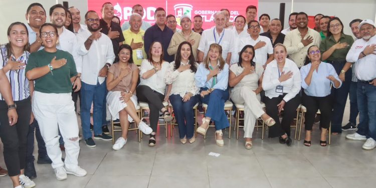 Gobernador Eduardo Verano lideró encuentro con alcaldes para consolidar visión del departamento al 2050