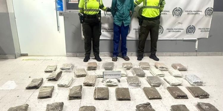 Cae cargamento de marihuana en la Vía al Mar: un capturado