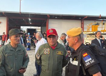 Llega a Venezuela equipo de rescate de España para apoyar las labores tras los terremotos