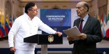 “Acabó con la campaña de su candidato”: la fuerte misiva de Álvaro Leyva contra Gustavo Petro