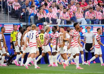 Estados Unidos aplasta a Paraguay y arranca con autoridad su Mundial
