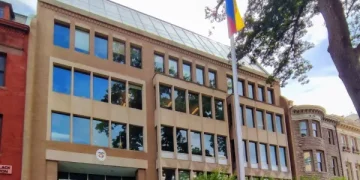 Embajada de Colombia en Washington desmiente suspensión de Petro y ratifica que sigue ejerciendo la Presidencia