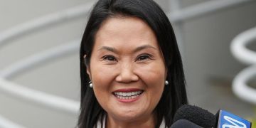 Keiko Fujimori gana las elecciones presidenciales de Perú tras un ajustado escrutinio