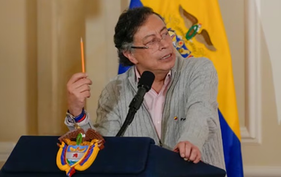 “Dictadores desconocen resultados; demócratas aceptan veredicto de las urnas”