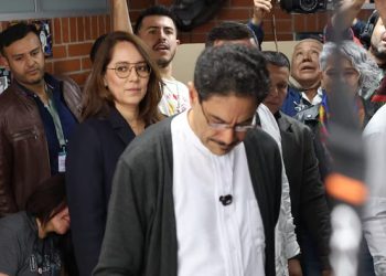 13 departamentos se registraron mesas de votación con respaldos exclusivos para Iván Cepeda: en los sitios hay presencia de grupos armados