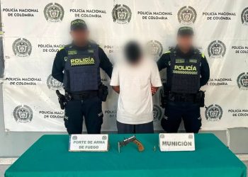 Capturan en Villa Carolina a joven con revólver abastecido durante operativos de control en Barranquilla
