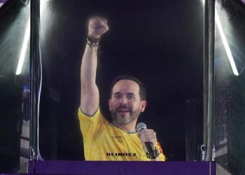 El rugido desde la Ventana al Mundo: De La Espriella proclama su victoria y marca territorio frente a la oposición